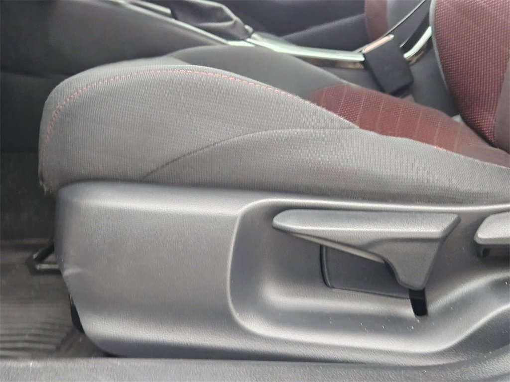 Used 2024 Toyota Corolla SE image 19
