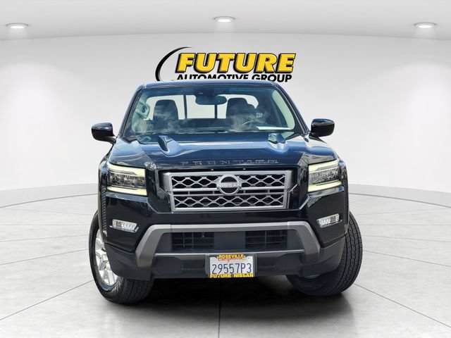 Certified 2022 Nissan Frontier SV w/ SV Premium Package RWD image 2
