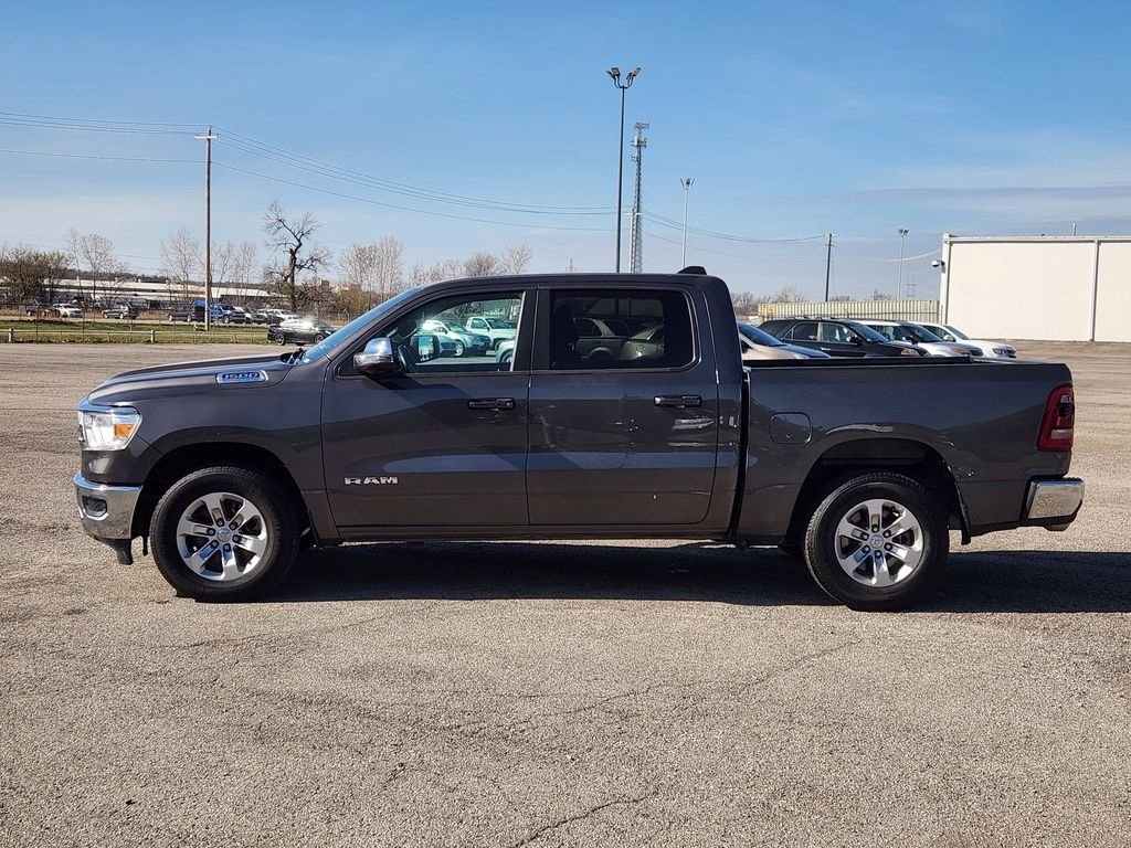 Used 2023 RAM 1500 Laramie AWD/4WD image 4