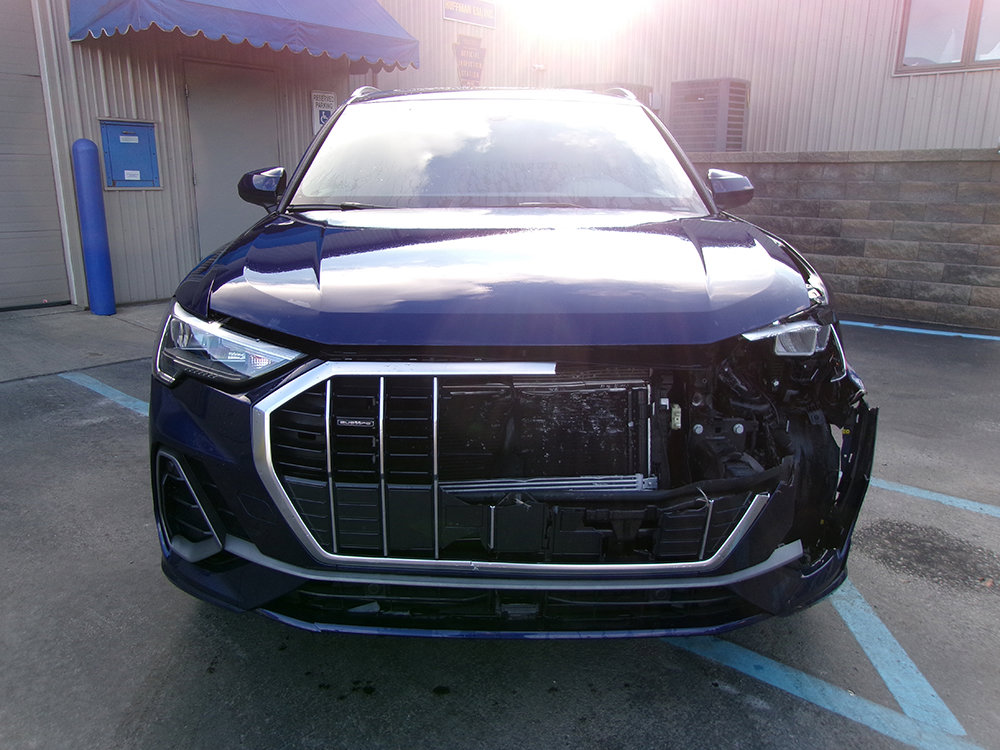 Used 2021 Audi Q3 2.0T Premium w/ Convenience Package image 3