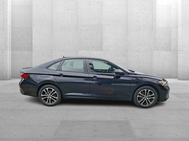 Certified 2024 Volkswagen Jetta Sport FWD image 7