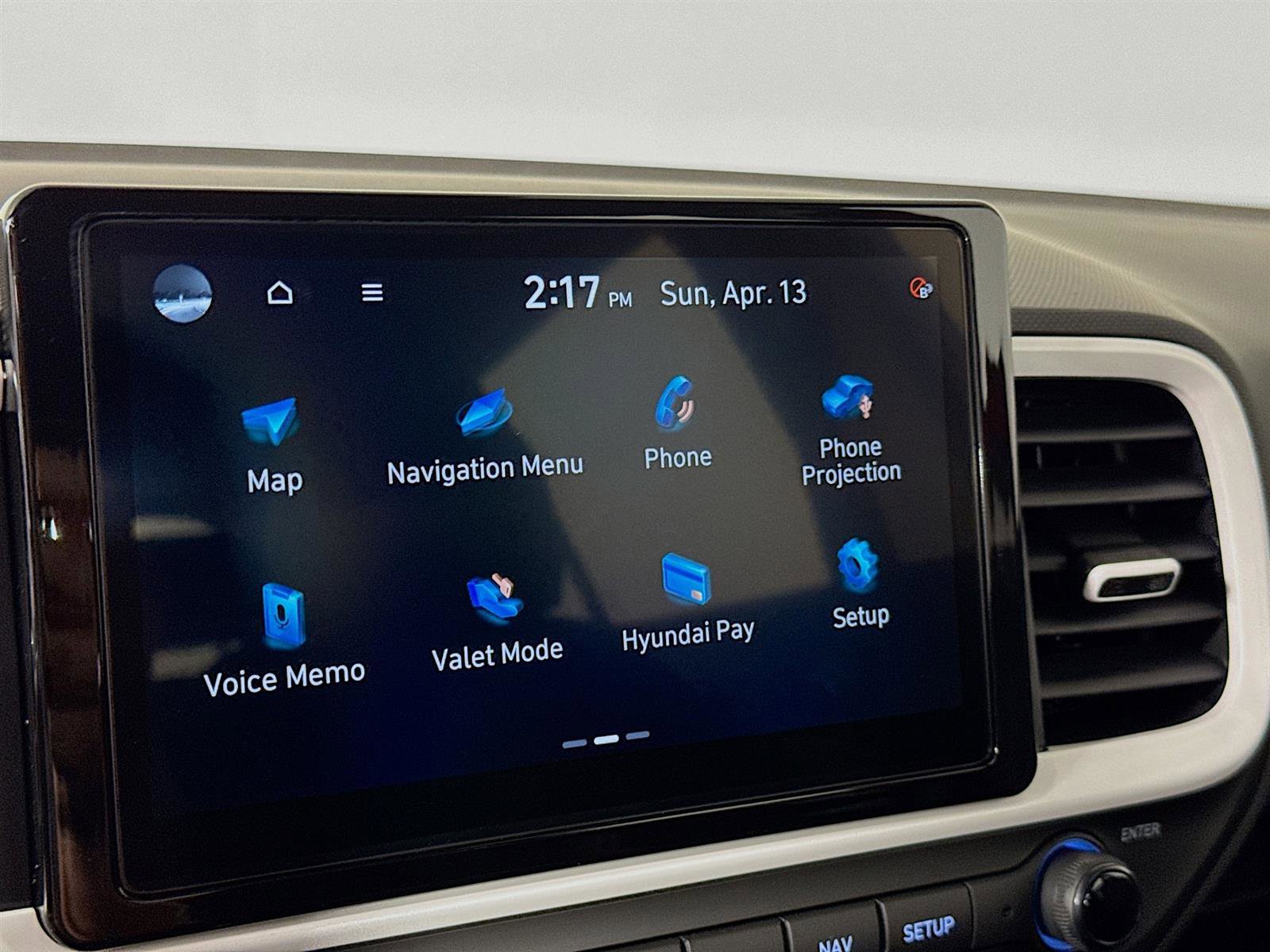 New 2025 Hyundai Venue Limited image 14