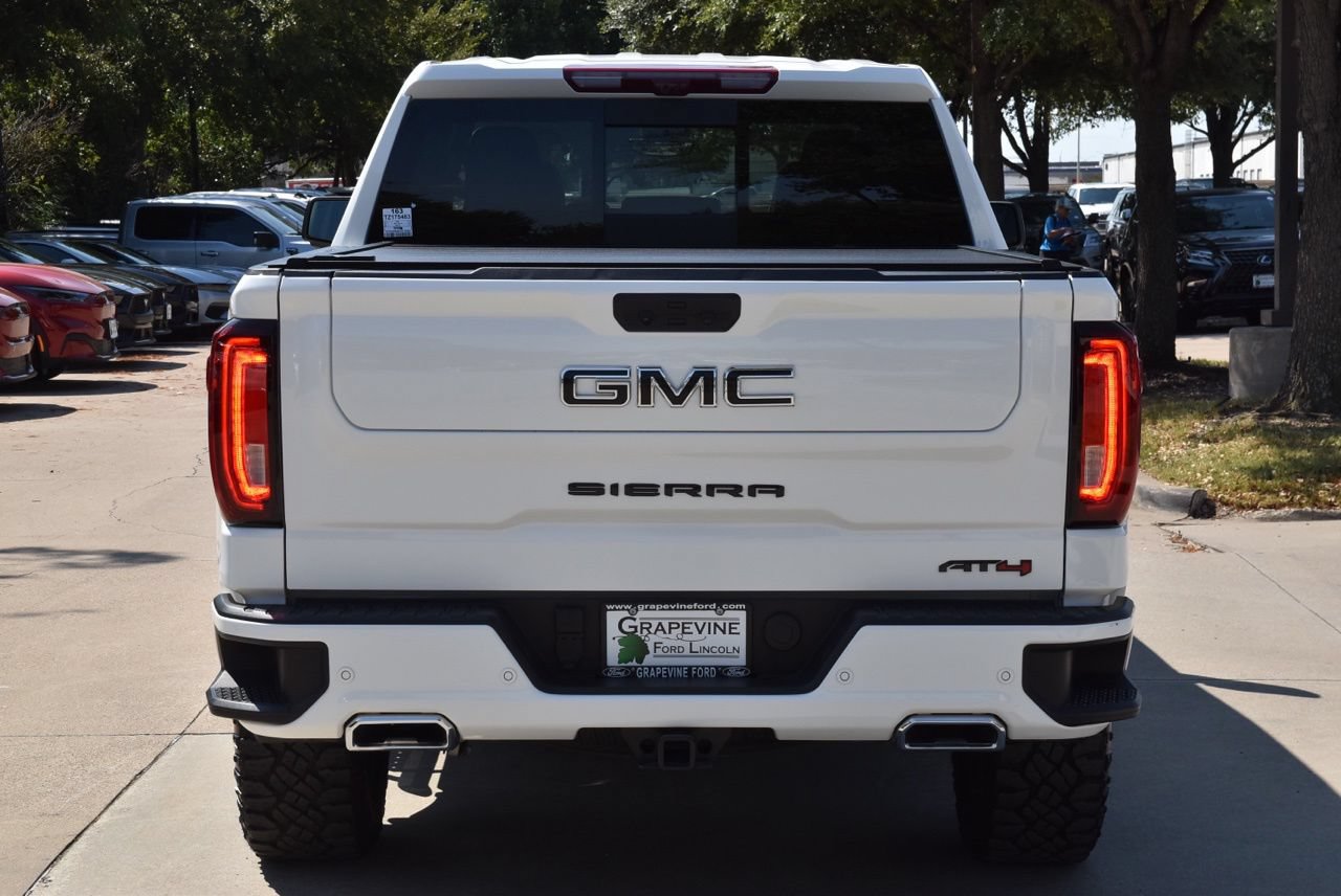 Used 2026 GMC Sierra 1500 AT4 w/ AT4 Premium Package AWD/4WD image 9