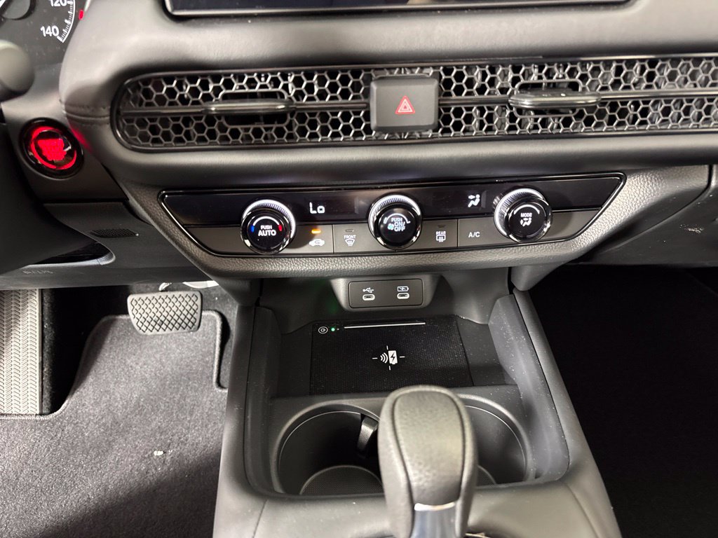 Used 2027 Honda HR-V LX image 30