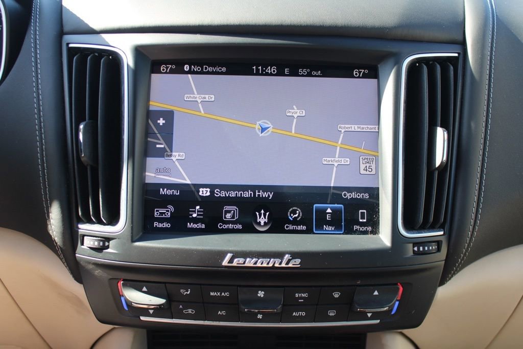 Used 2017 Maserati Levante S AWD/4WD image 31