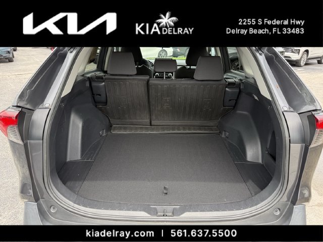Used 2019 Toyota RAV4 XLE w/ Convenience Package AWD/4WD image 8