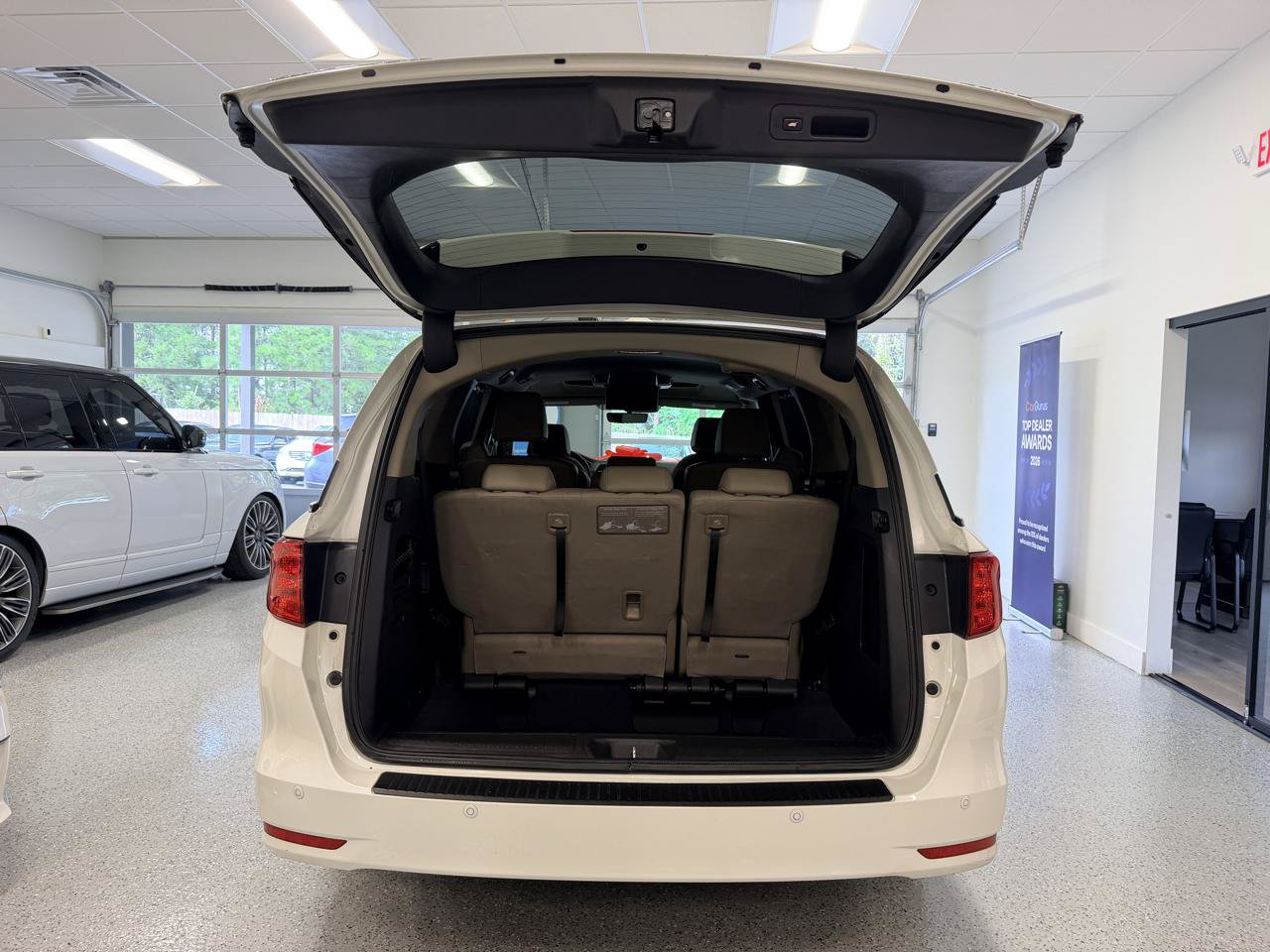 Used 2019 Honda Odyssey Elite image 22