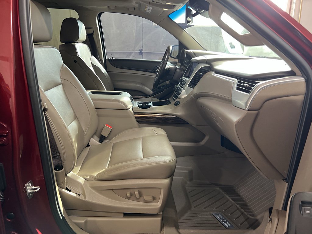 Used 2020 GMC Yukon XL SLT w/ Open Road Package image 18