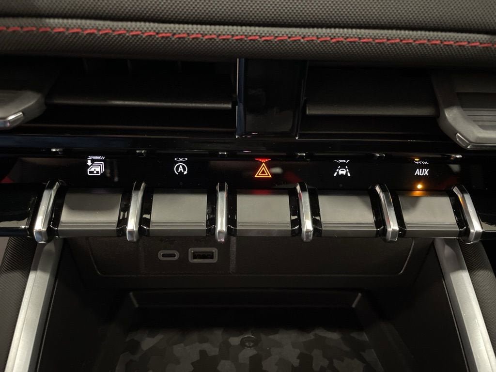 New 2026 Chevrolet Colorado Z71 w/ Technology Package AWD/4WD image 24