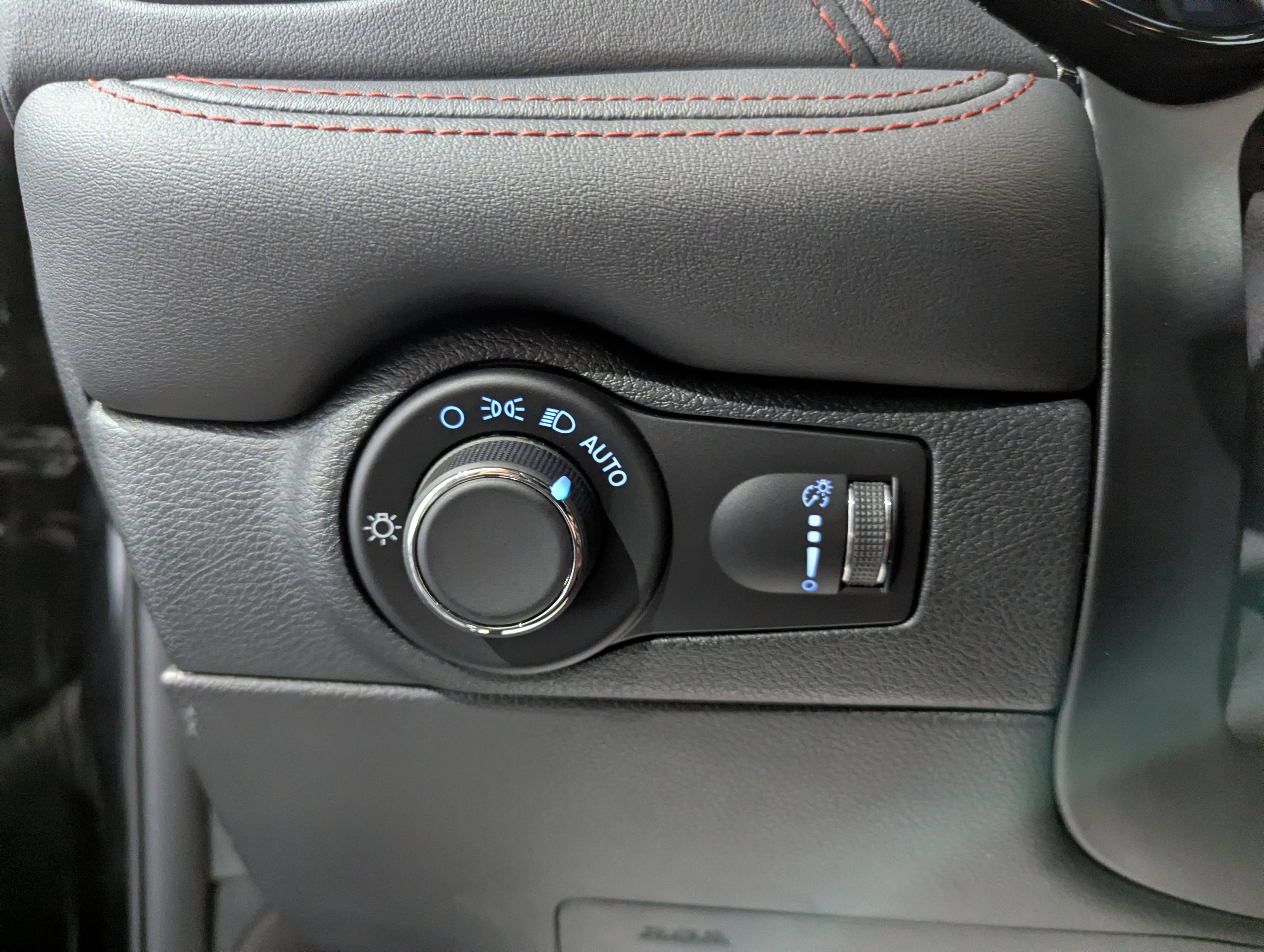 Used 2024 Dodge Durango GT AWD/4WD image 19
