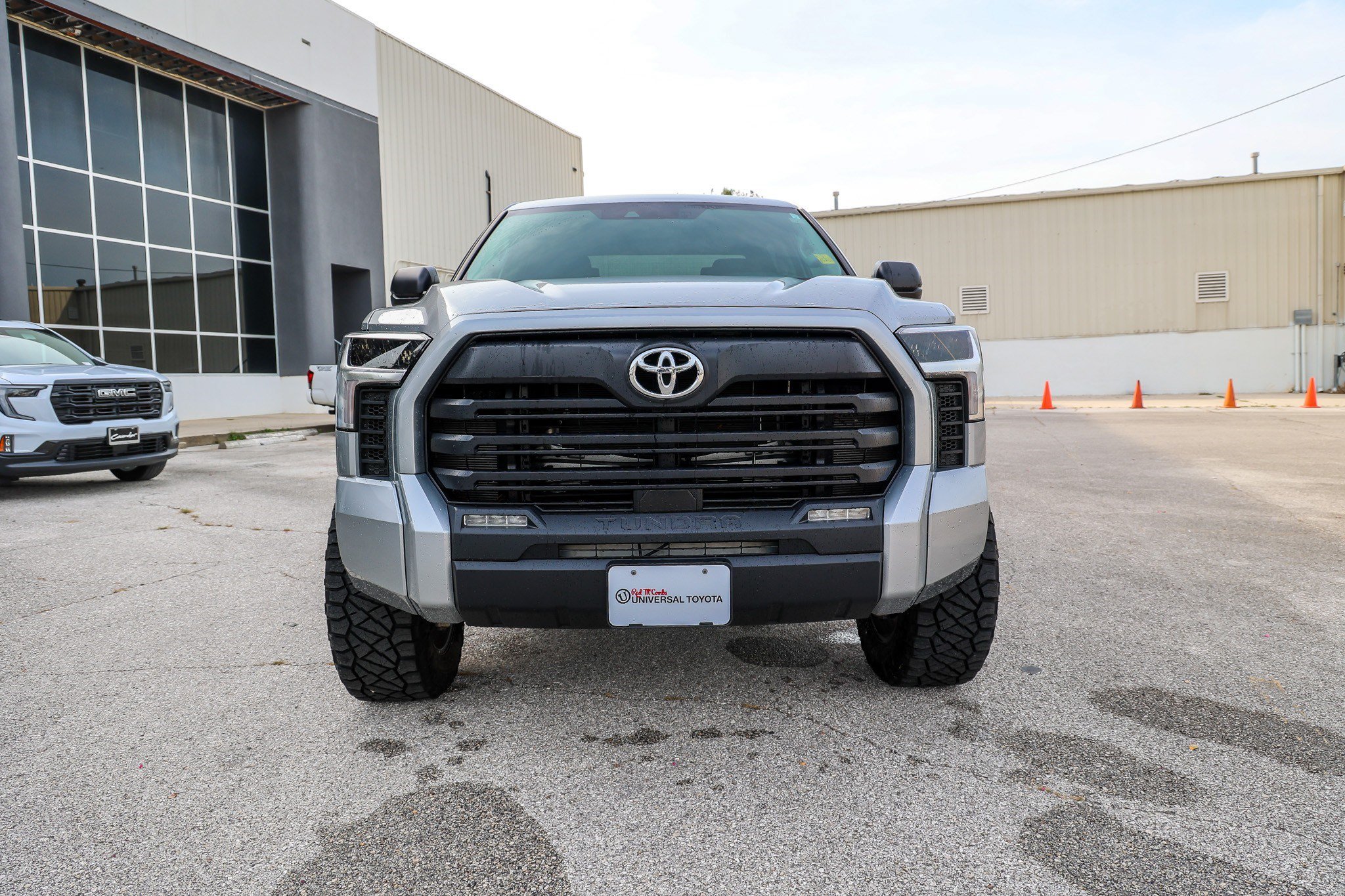 Used 2024 Toyota Tundra SR5 AWD/4WD image 4