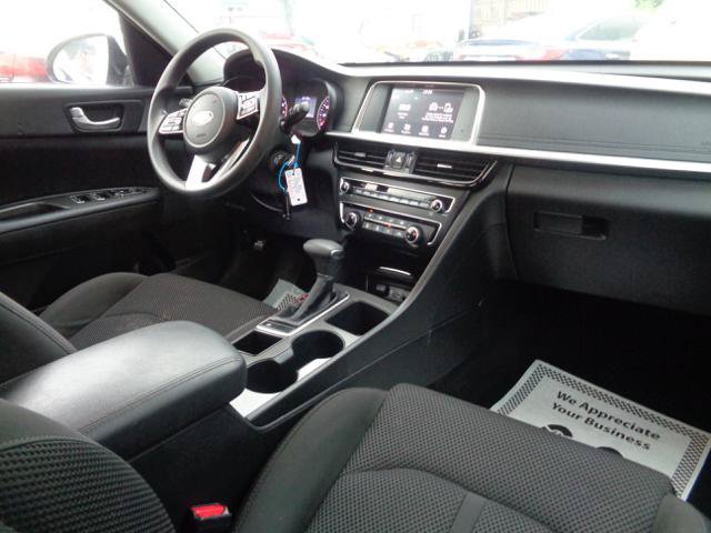 Used 2020 Kia Optima LX FWD image 14