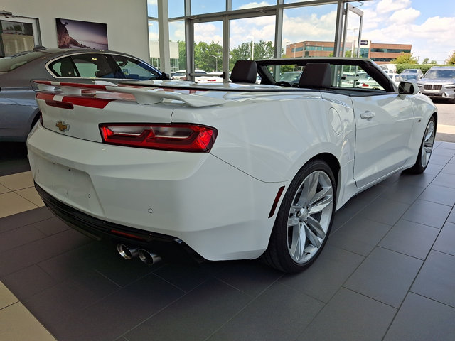 Used 2018 Chevrolet Camaro SS RWD image 6