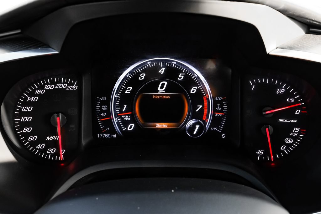 Used 2018 Chevrolet Corvette Z06 RWD image 19