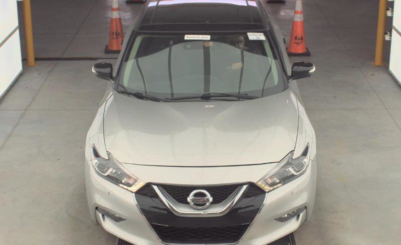 Used 2017 Nissan Maxima Platinum image 4