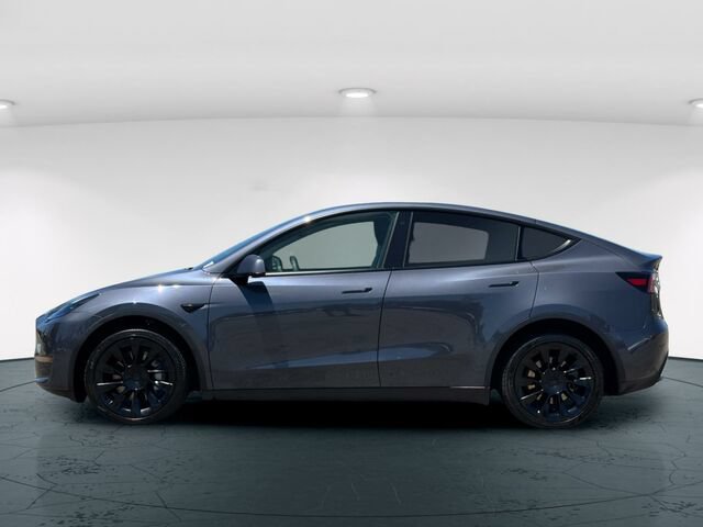 Used 2023 Tesla Model Y Long Range AWD/4WD image 4