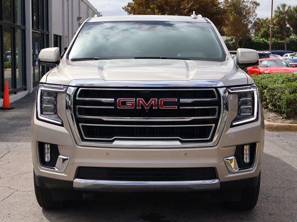 Used 2024 GMC Yukon SLT w/ SLT Luxury Package RWD image 13