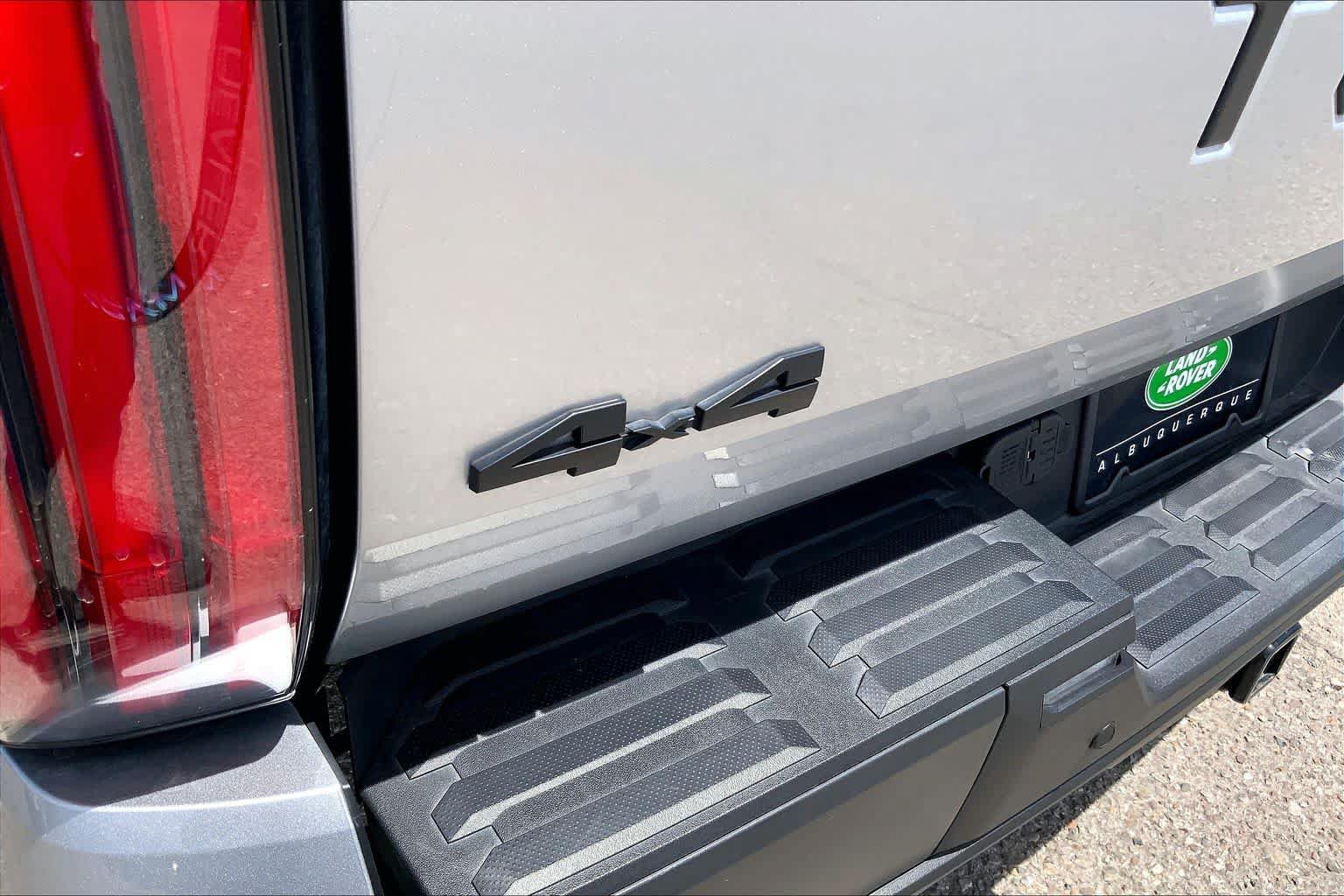 Used 2024 Toyota Tundra Limited w/ TRD Off-Road Package AWD/4WD image 30