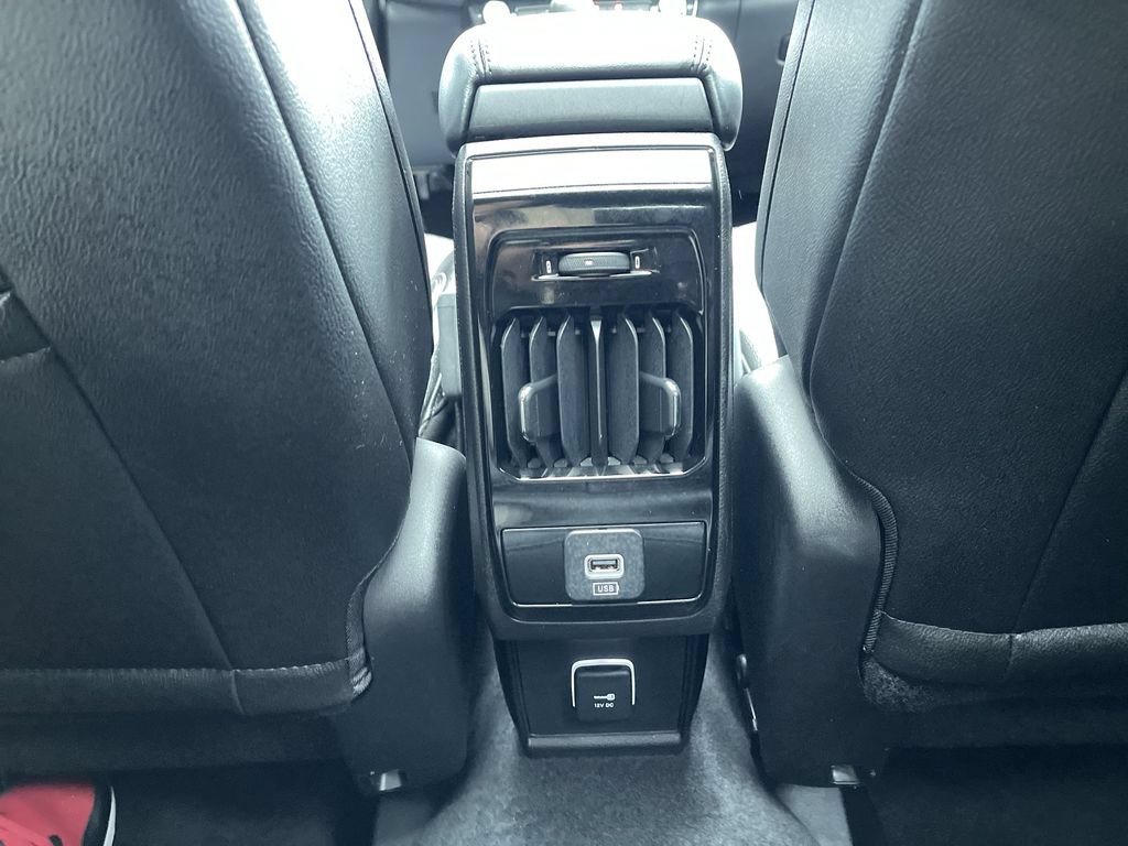 Used 2024 Jeep Compass Limited w/ Sun and Sound Group AWD/4WD image 21
