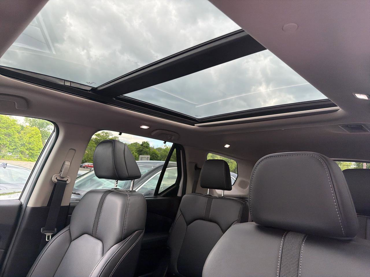 Used 2024 Honda Pilot Touring image 20