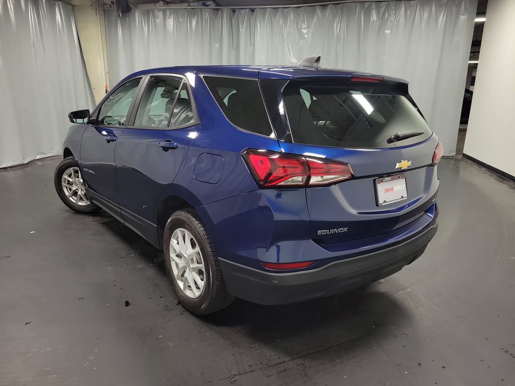 Used 2022 Chevrolet Equinox LS image 6