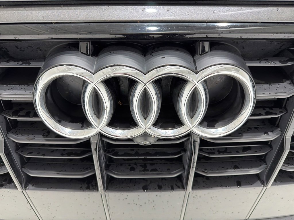 Used 2020 Audi Q7 3.0T Prestige w/ Prestige Package image 35