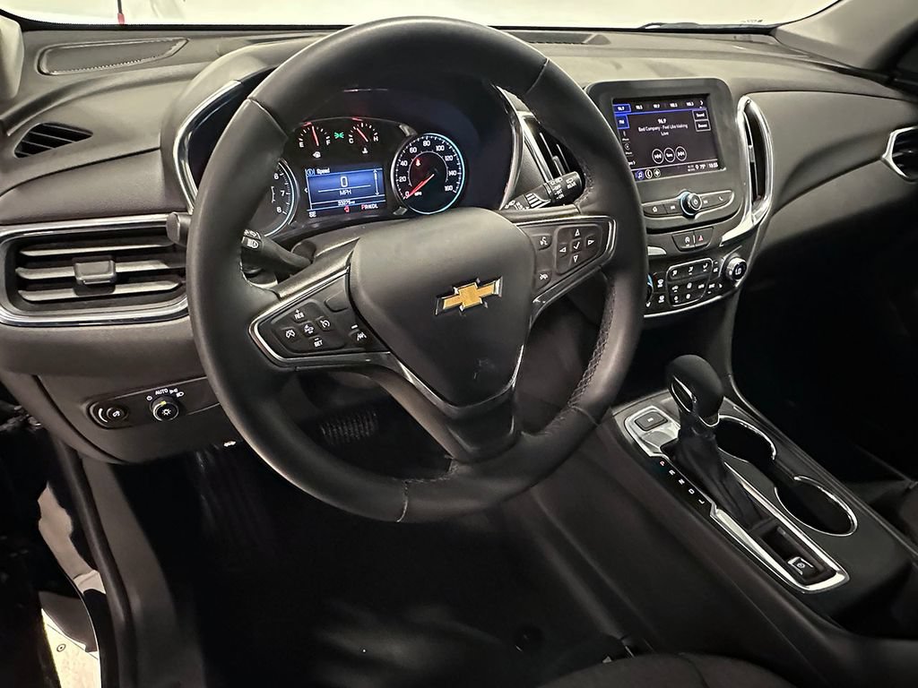 Used 2023 Chevrolet Equinox LT AWD/4WD image 23