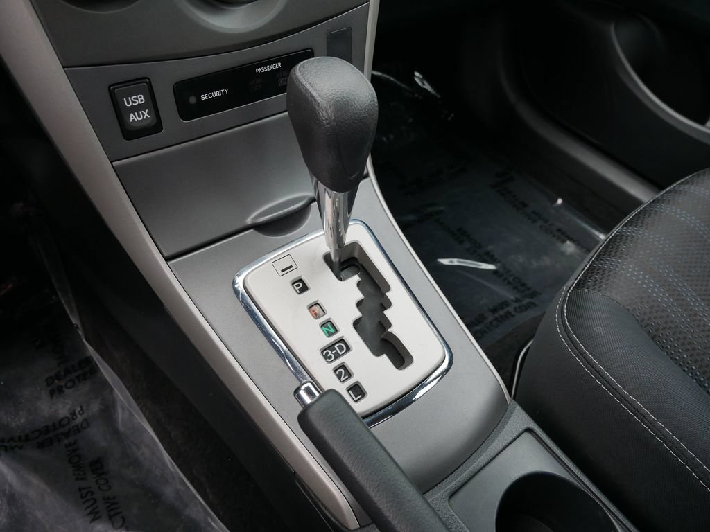 Used 2013 Toyota Corolla S w/ Premium Pkg FWD image 25
