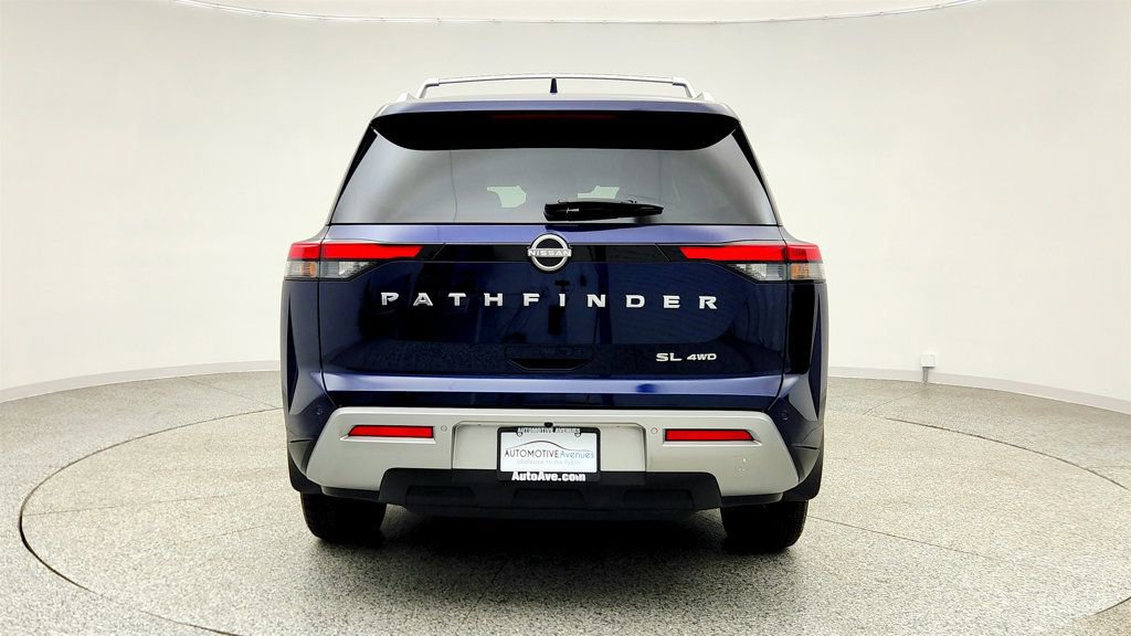Used 2024 Nissan Pathfinder SL AWD/4WD image 6