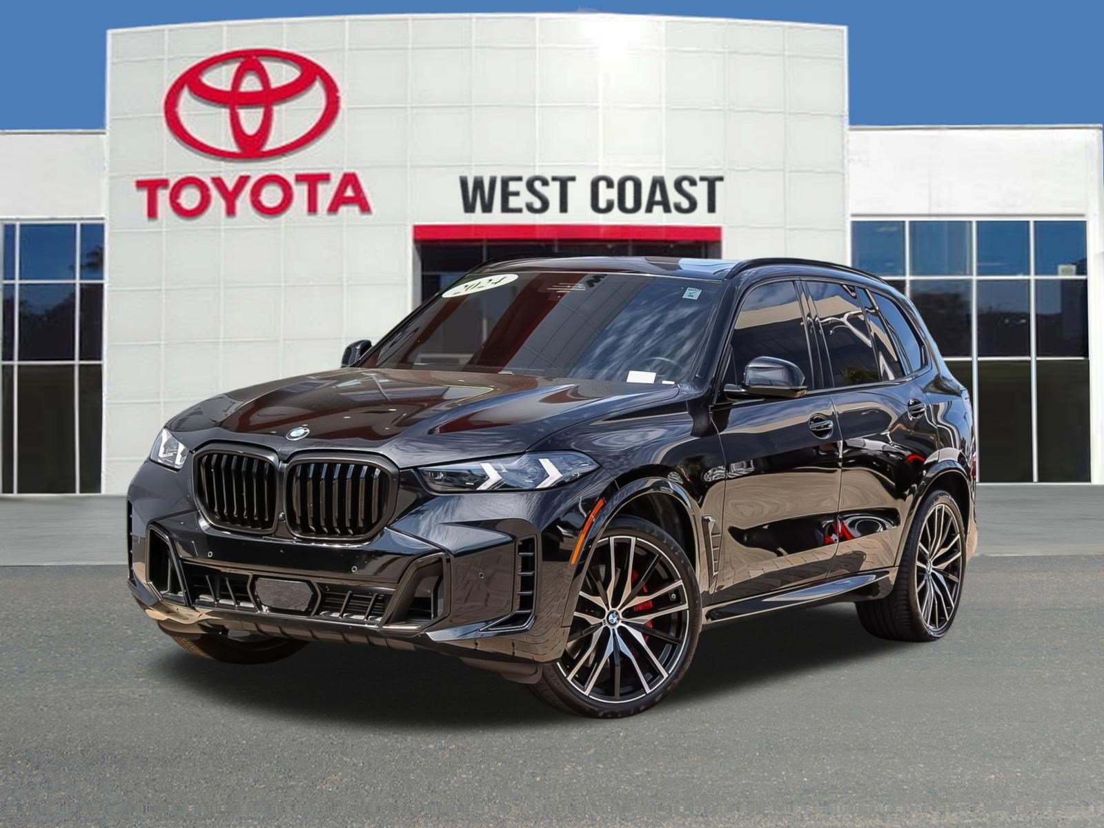 Used 2024 BMW X5 xDrive40i w/ M Sport Package AWD/4WD image 1