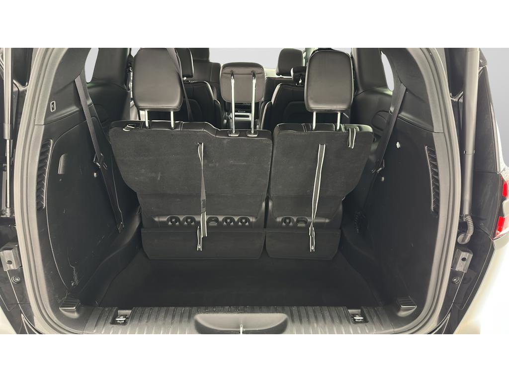 Used 2025 Chrysler Pacifica Select FWD image 24