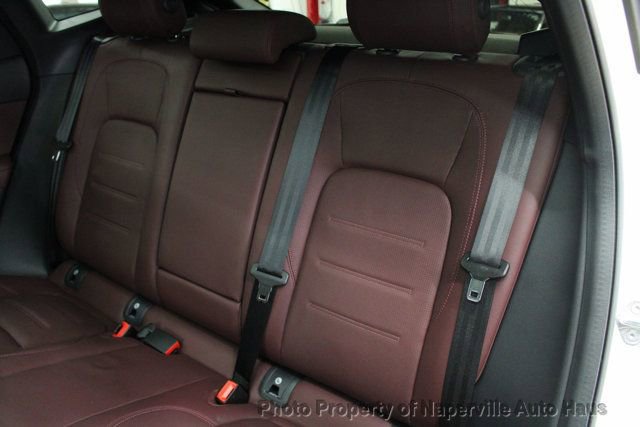 Used 2024 Jaguar E-PACE R-Dynamic SE image 40