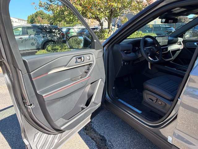 New 2027 Ford Explorer ST-Line w/ Premium Package AWD/4WD image 12