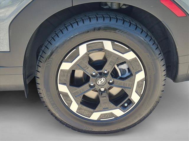 Used 2025 Hyundai Santa Fe SE FWD image 22
