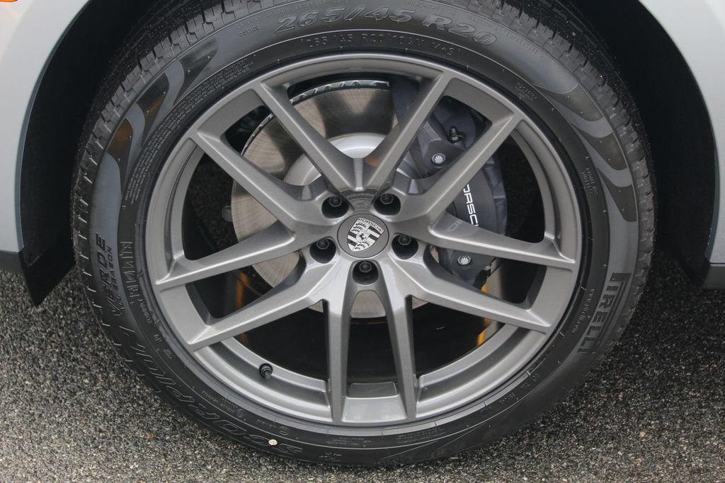 New 2026 Porsche Macan Turbo AWD/4WD image 15
