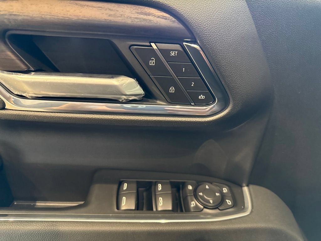 New 2026 GMC Sierra 1500 SLT AWD/4WD image 25
