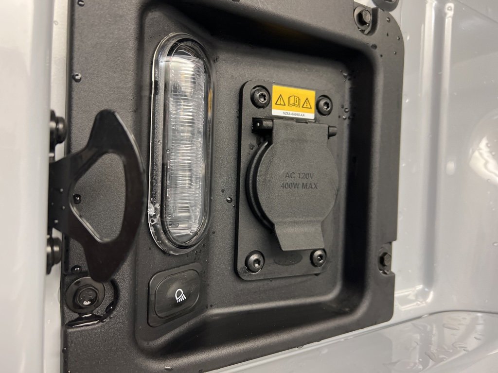 New 2025 Ford Maverick XLT w/ XLT Luxury Package image 32