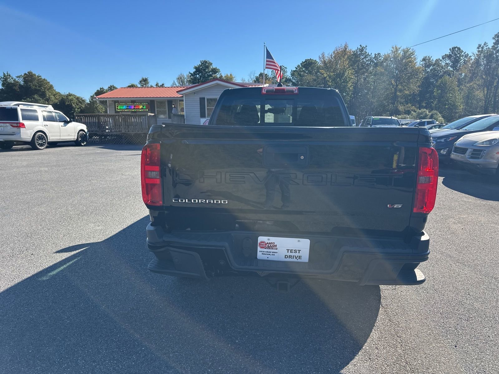 Used 2021 Chevrolet Colorado Z71 w/ Z71 Midnight Edition AWD/4WD image 5