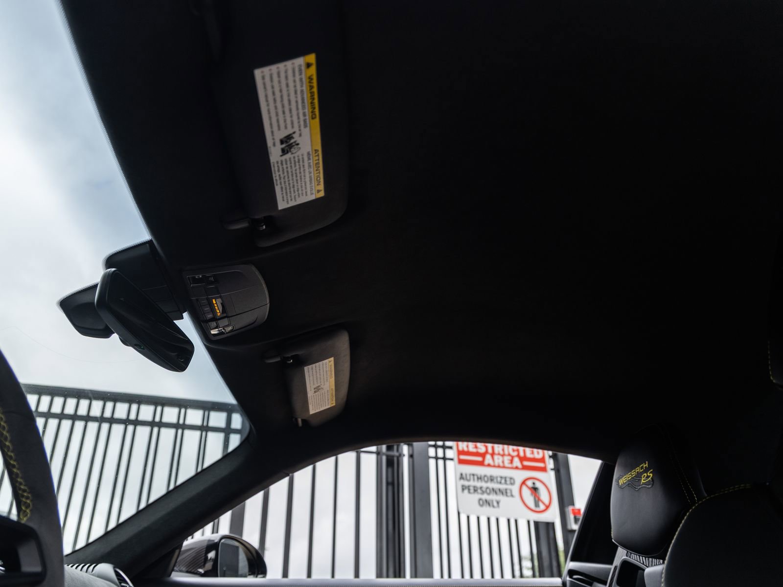 Certified 2025 Porsche 718 Cayman GT4 RS RWD image 43