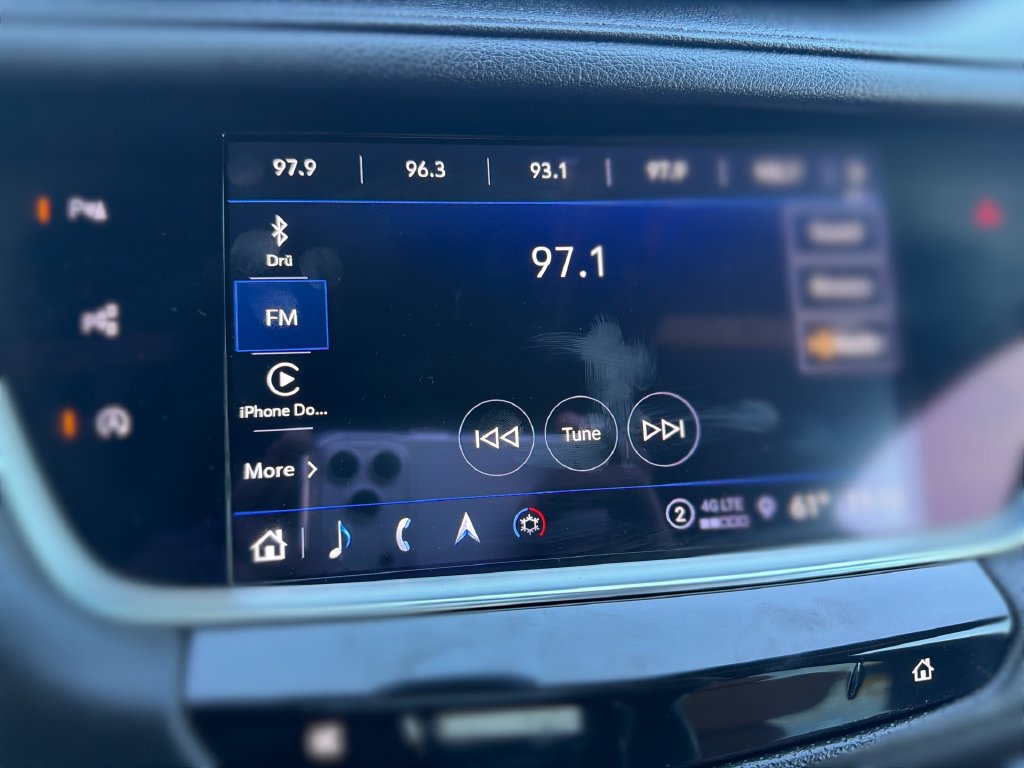 Used 2022 Cadillac XT5 Premium Luxury w/ Technology Package AWD/4WD image 12