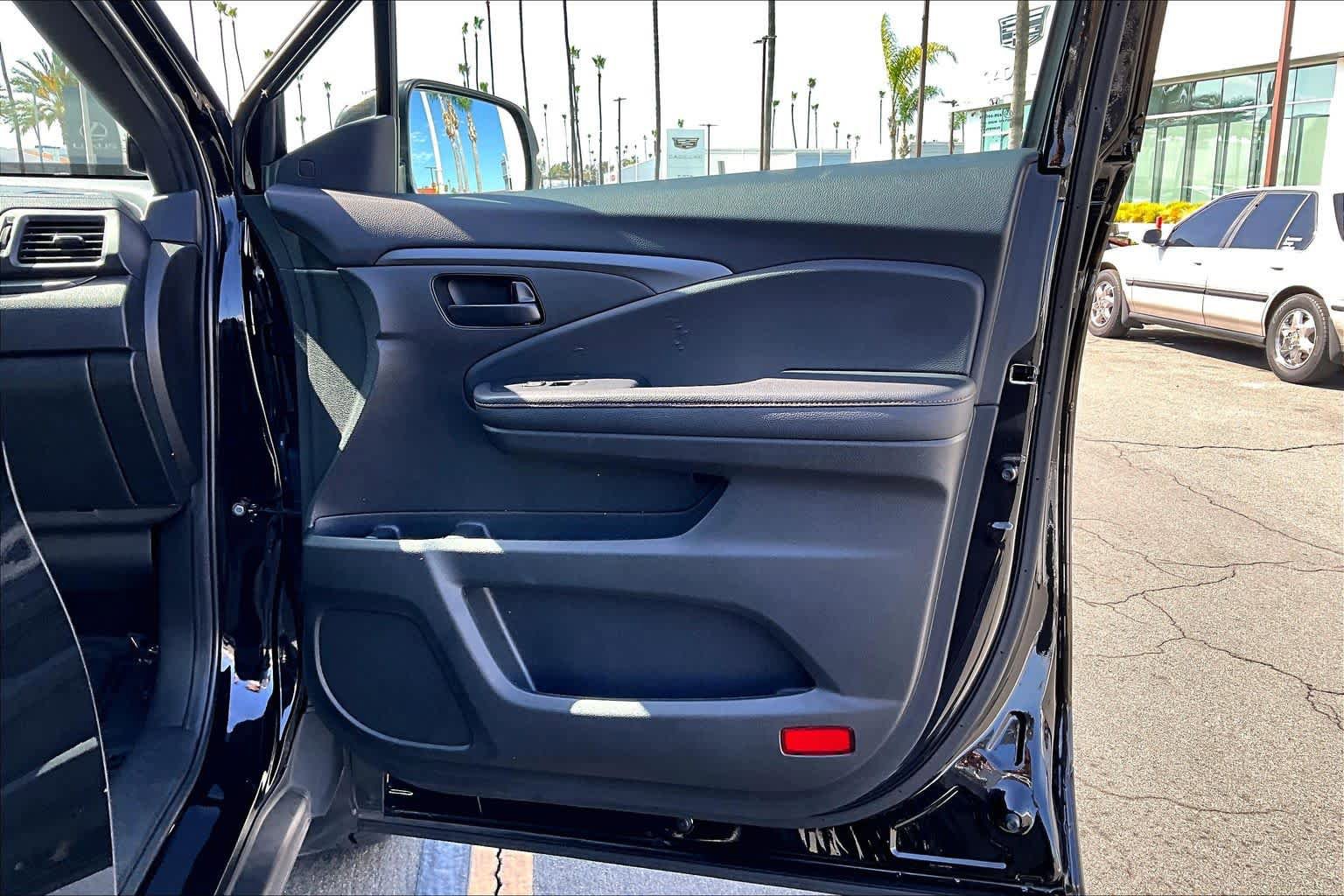 Used 2023 Honda Passport TrailSport image 22