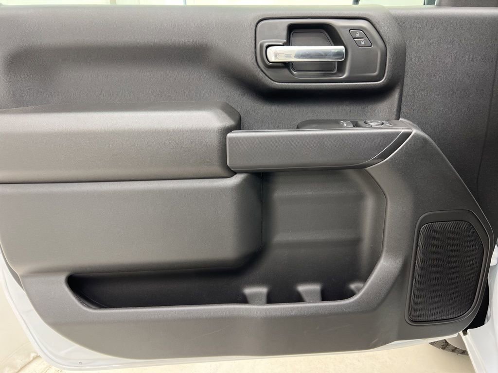 New 2025 GMC Sierra 2500 Pro w/ Convenience Package image 11