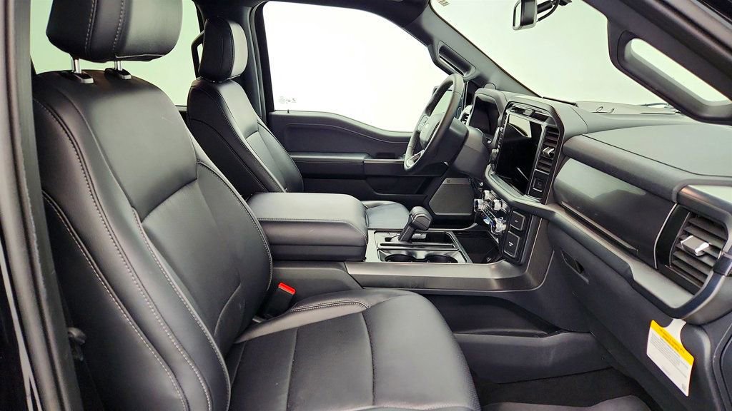 Used 2025 Ford F150 Lariat w/ Equipment Group 501A Mid image 22