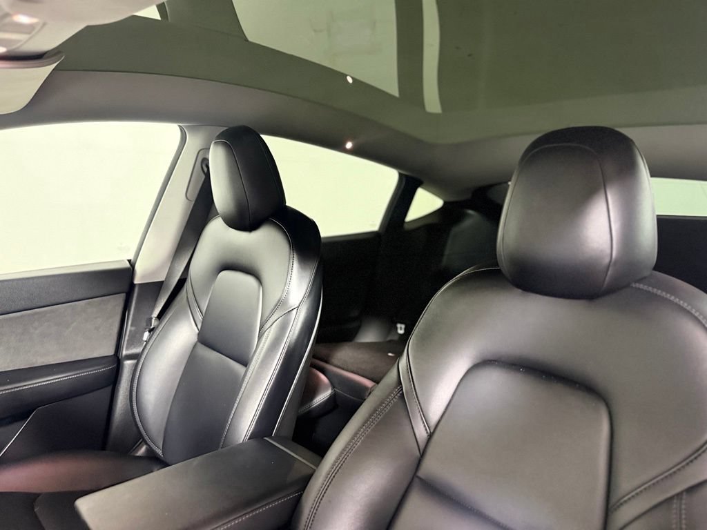 Used 2021 Tesla Model Y Long Range AWD/4WD image 21