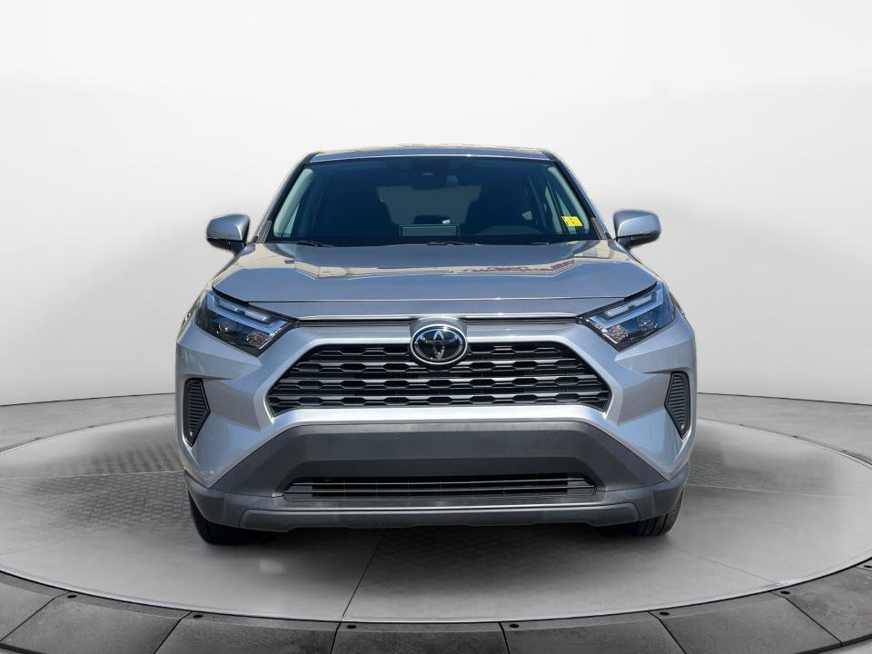 Used 2023 Toyota RAV4 LE FWD image 2