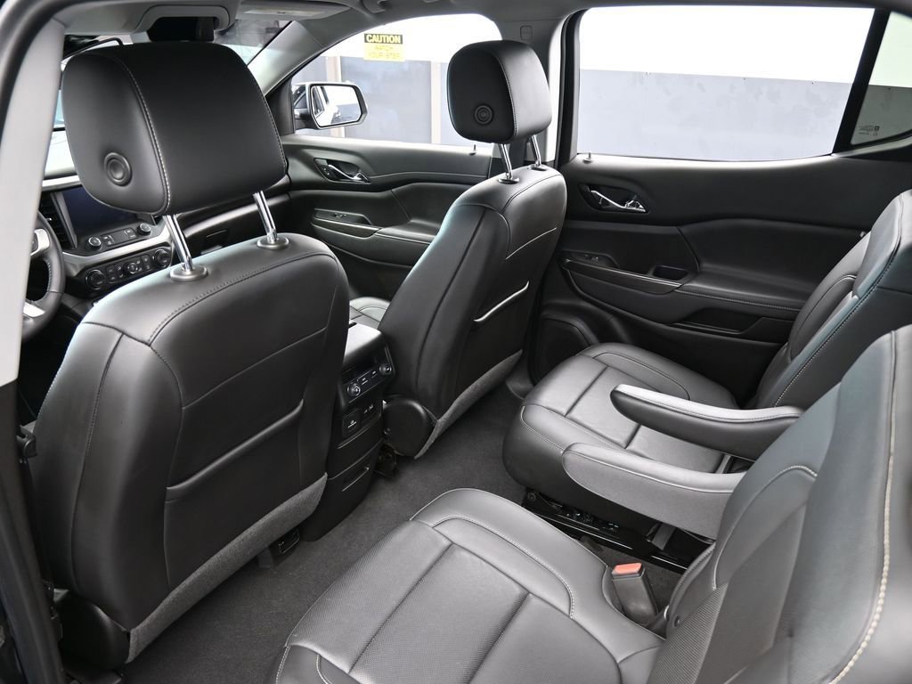 Used 2021 GMC Acadia SLT image 33