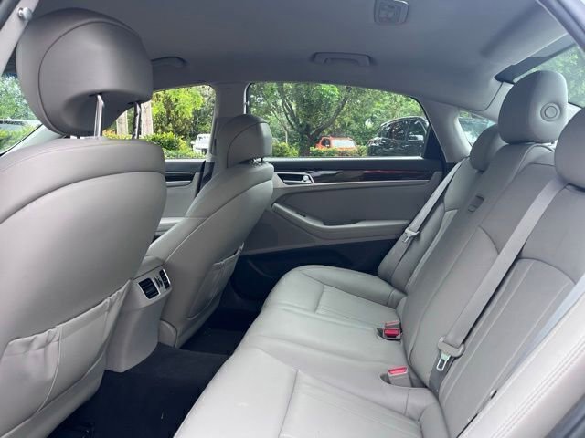 Used 2018 Genesis G80 3.8 RWD image 13