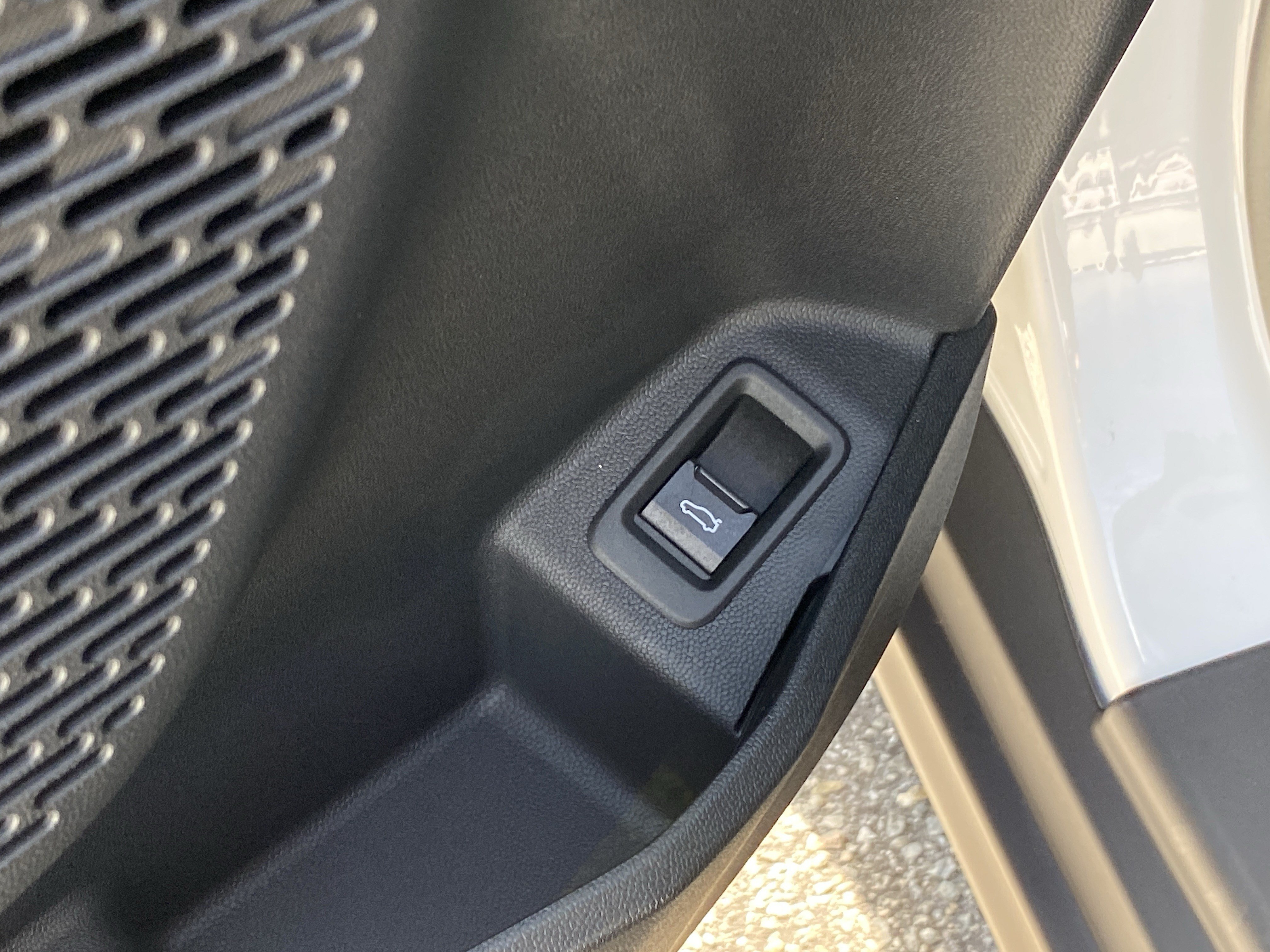 Used 2026 MINI Cooper 2-Door Hardtop FWD image 20
