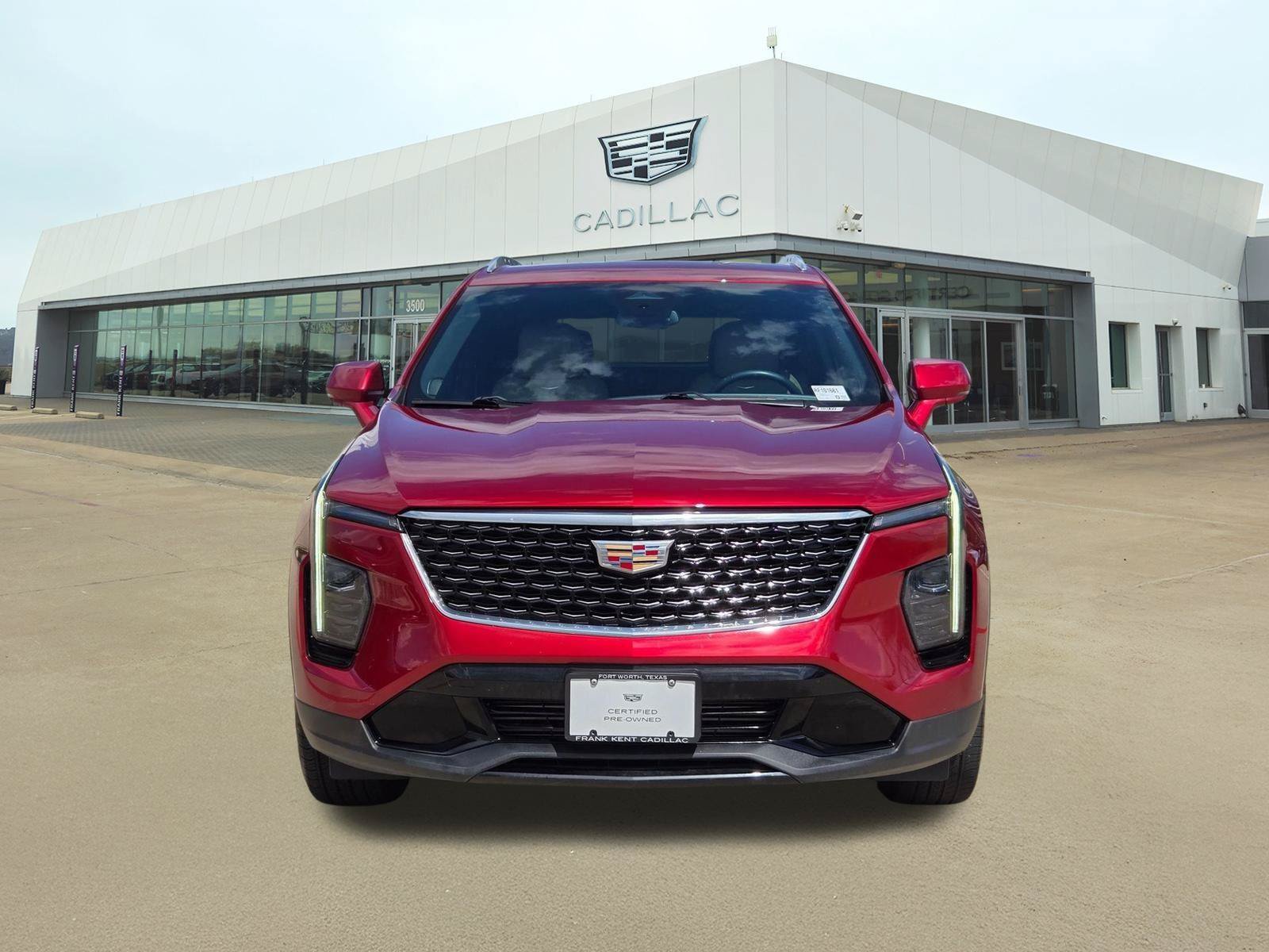 Used 2024 Cadillac XT4 Premium Luxury w/ Cold Weather Package FWD image 2