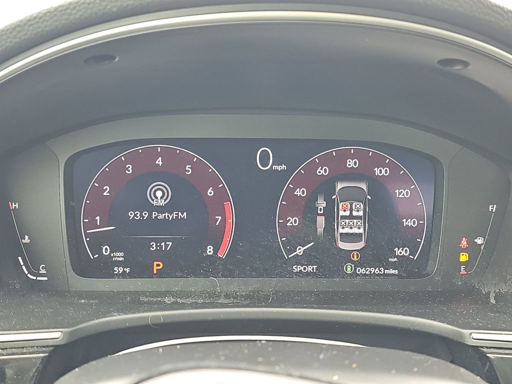 Used 2022 Honda Civic Touring image 2